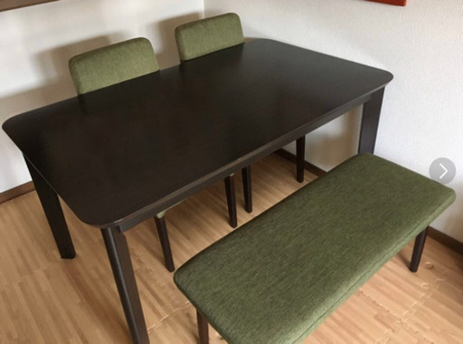 【取引中／返信しません】ダイニングテーブルセット　ヒーター付き