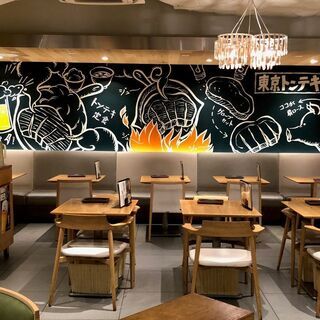 カジュアルでお洒落な定食屋さんで働きませんか。