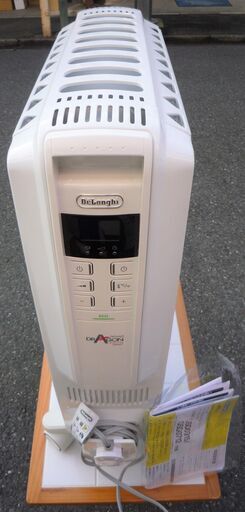 ☆デロンギ DeLonghi QSD0915-WH 9枚フィン ドラゴンデジタルスマートオイルヒーター◆最高レベルの安全設計