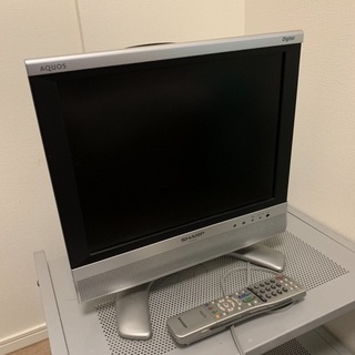 テレビ、リモコン