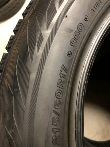 215/60R17 VRX2 極上品4本セット❣️アルヴェル　C-HR エスティマ　エルグランド　エリシオン等に