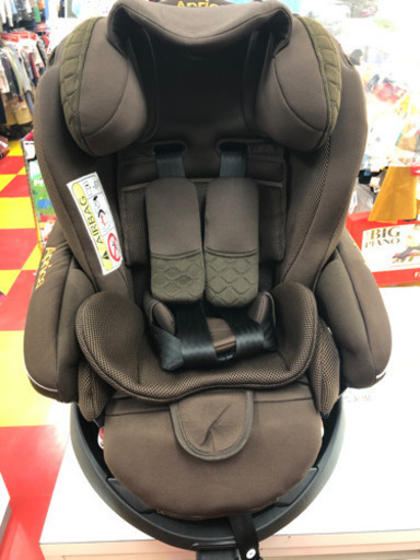 アップリカ　Aprica　フラディアグロウ　HIDX　チャイルドシート　シートベルト固定　フラットベッド　新生児～４歳頃