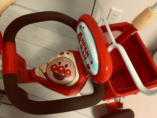 【早い者勝ち★美品‼️】それいけ！アンパンマン デラックスII 三輪車
