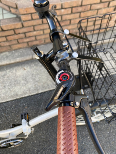 週末特価❗️今年7月購入折り畳み自転車変速機付き　