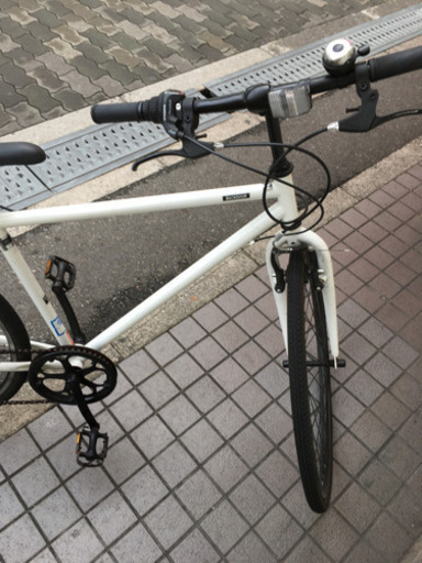 白　クロスバイク　26インチ