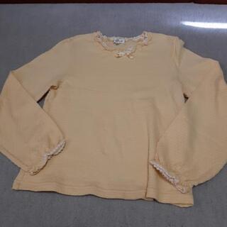 子供服　薄手のカットソー　サイズ140