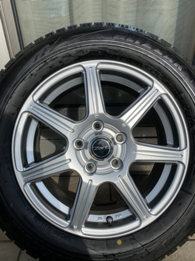 スタッドレスタイヤ　16インチ