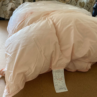 190×210 羽布団　0.9kg 丸洗い済みです⭐︎