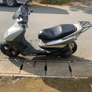 【実働整備済み】ヤマハ・シグナス　カスタム車　オイル交換済みベルト新品！駆動系点検済み、ヤマハオーリンズ　走行可能現状乗り出し価格の画像
