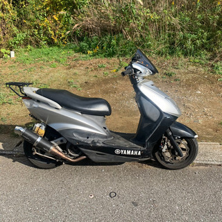 【実働整備済み】ヤマハ・シグナス　カスタム車　オイル交換済みベルト新品！駆動系点検済み、ヤマハオーリンズ　走行可能現状乗り出し価格の画像