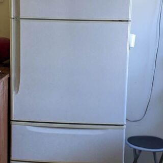 冷凍冷蔵庫差し上げます。の画像