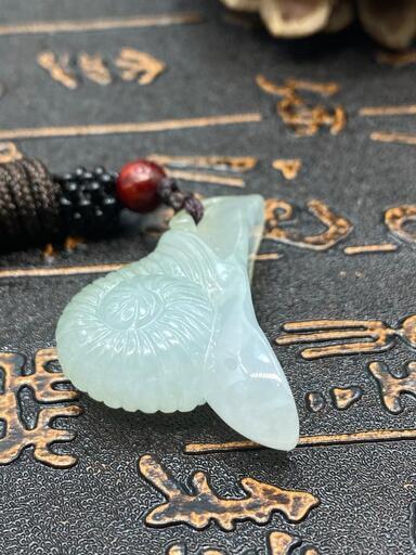 福袋 ネックレス カタツムリ 本翡翠 氷種ヒスイ 誕生日プレゼント 天然石 本物保証
