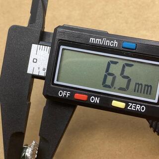 ピアス 芝草 本翡翠 氷ヒスイ 緑色 光沢感 縁起物 誕生日プレゼント 鑑別書有の画像