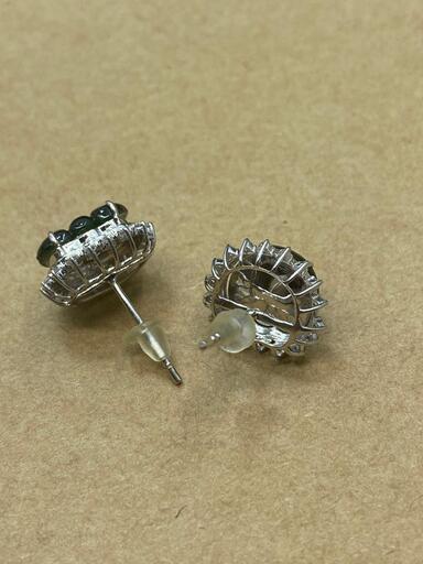 ピアス 芝草 本翡翠 氷ヒスイ 緑色 光沢感 縁起物 誕生日プレゼント 鑑別書有