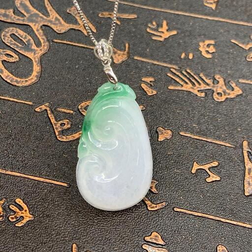 福袋 ネックレス 芝草 本翡翠 氷ヒスイ 高級緑色 光沢感 誕生日プレゼント 鑑別書有