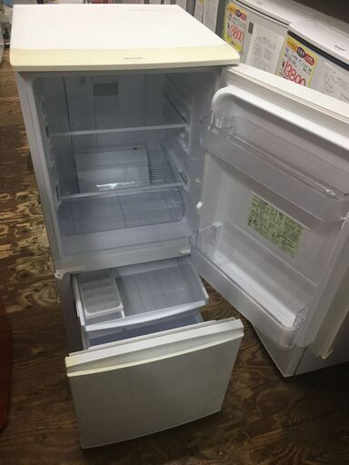 SHARP 2ドア137L冷蔵庫　SJ-14X-W 日焼けがあります　今年中自社配達