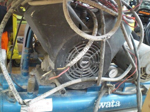 イワタ　コンプレッサ　SU-222PB　中古品　18L　3馬力　3相200V