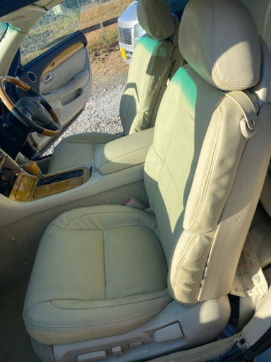 40 ソアラ　シート左右　新品革張り替え済み