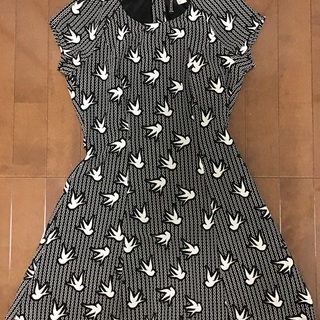 H&M ワンピース(白黒　小鳥柄)