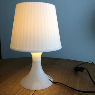 【100円】IKEAのテーブルライトの画像