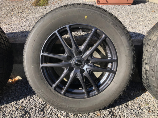 ブリヂストン　スタッドレス205/65R16