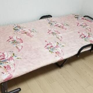 すのこ折り畳み式ベッドの画像