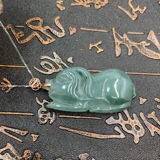 福袋 ネックレス かわいい イノシシ 本翡翠 氷ヒスイ ツヤツヤ 誕生日