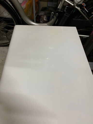 綺麗なホワイトカラーのテレビボード