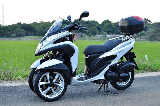 ☆車の免許で乗れる☆YAMAHA TRICITY125 ヤマハトリシティ125ホワイト極上の3000㌔トライク仕様側車付軽二輪自動車☆ローン…  (Wildduck) 浦和のヤマハの中古あげます・譲ります｜ジモティーで不用品の処分