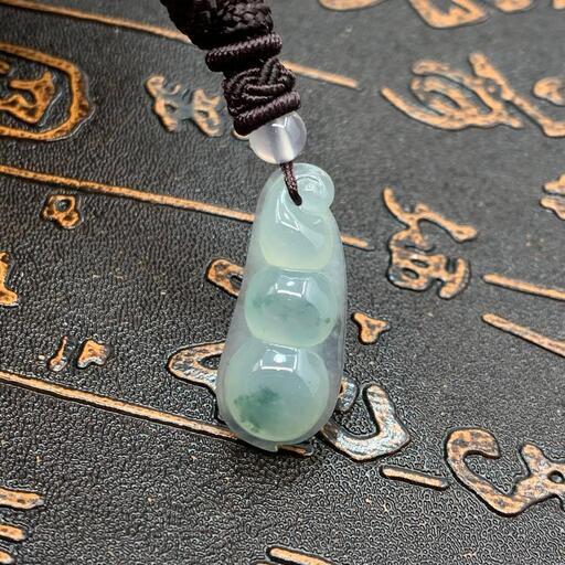 福袋 ネックレス 枝豆 本翡翠 氷ヒスイ 透明緑色 誕生日プレゼント 縁起物 鑑別書有