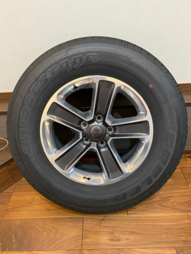 JLラングラー　アンリミテッドサハラ　純正ホイール・タイヤ５本セット　タイヤカバー付