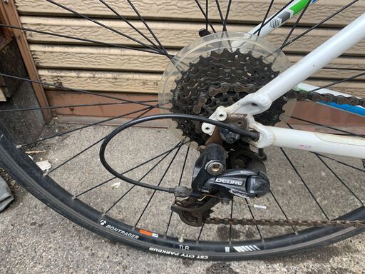 人気車　TREK　7.4　2016年モデル　サイズ445（17.5インチ）中古美品　クロスバイク