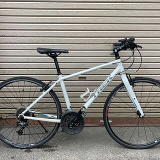 人気車 TREK 7.4 2016年モデル サイズ445（17.5インチ）中古美品