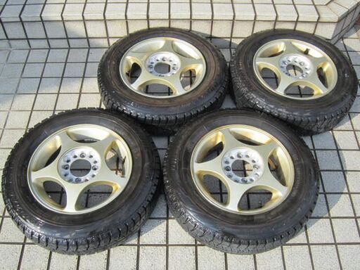 冬の備えに！　マルチアルミホイール＋スタッドレスタイヤ！　4本セットで！