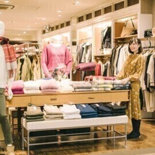【11/10～12/8短期スタッフ募集！】アパレル販売スタッフの...