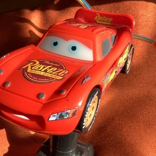 カーズ　の　光る回る　おもちゃ　ディズニー産