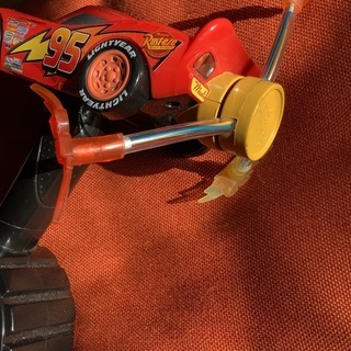 カーズ　の　光る回る　おもちゃ　ディズニー産の画像