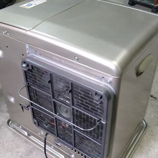 決まりました！①ファンヒーター 2011年製 中型機種 実働 DAINICHI ダイニチ FW-477LE 4.7kw 木造～12畳 内部清掃＆メンテナンス済み ３ヶ月保証 山形発の画像