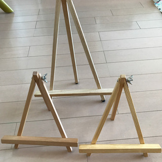 イーゼル　ミニサイズ　3点セット　中古　メニュー立て