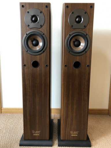 オンキョー　ONKYO  トールボーイスピーカー