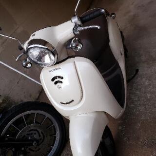 【値下しました】原付49ccホンダジョルノホワイト2013　ヘル...