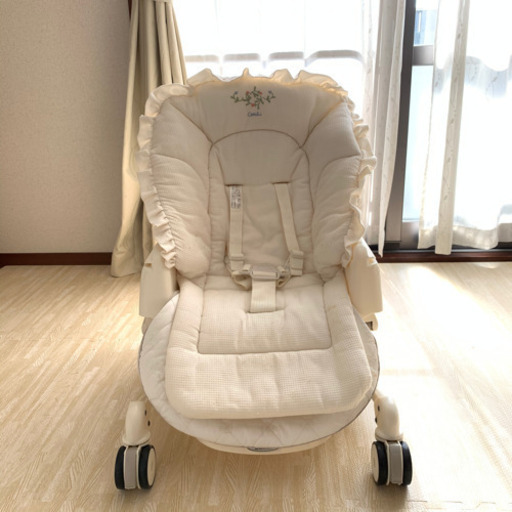 コンビ　ベビーチェア　電動ハイローチェア