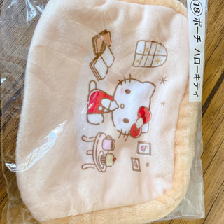 サンリオ　くじ　キティポーチ