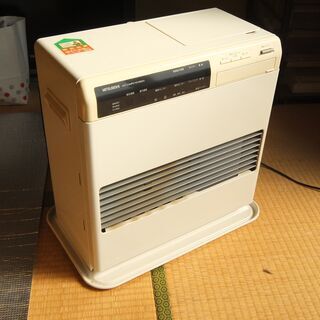 石油ファンヒーター(2)、差し上げます。