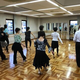 【日曜にダンス！初回無料】元全日本チャンピオン／TVにも出てる全...