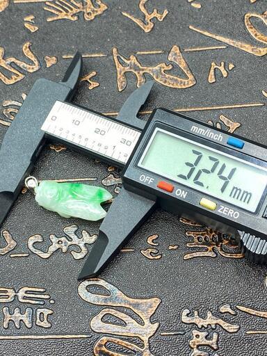 福袋 ネックレス 蝉 本翡翠 ヒスイ 緑色 誕生日プレゼント 18kゴールド 鑑別書有2