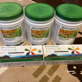 トリプルx2個、ニュートリプロテイン3個