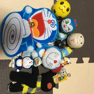 ドラえもん　ボール　シール類