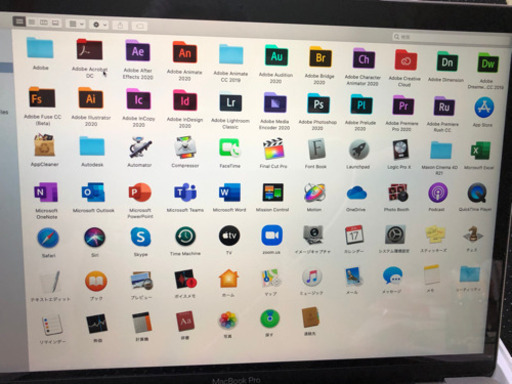 新品未使用　Mac Book proソフト多数^_^