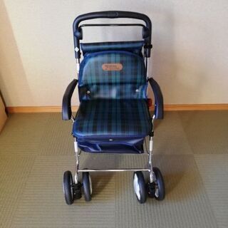 値下げします！幸和製作所　シルバーカー　walking Stec...